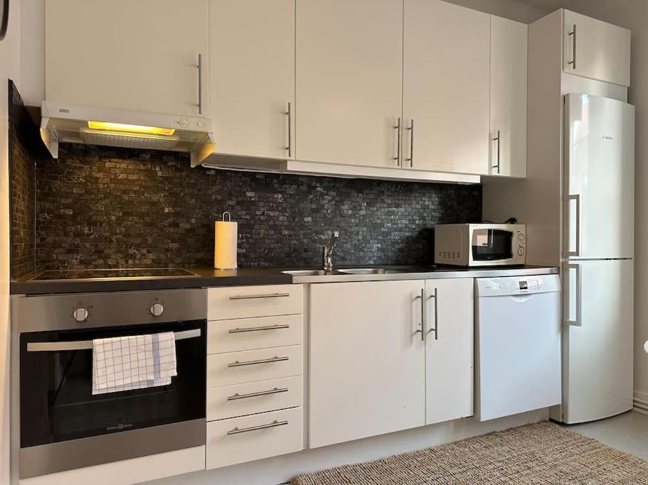 Stay Inn Soeder Cozy Apartment Stockholm Bagian luar foto